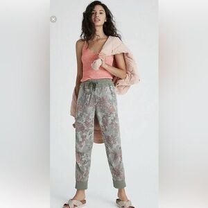 Anthropologie Daily Practice Camo/Floral Print Joggers L